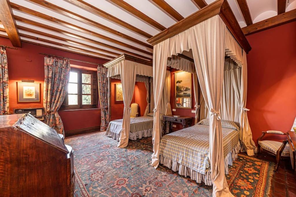 Casa Palacio Toledo Puy Du Fou Esterno foto